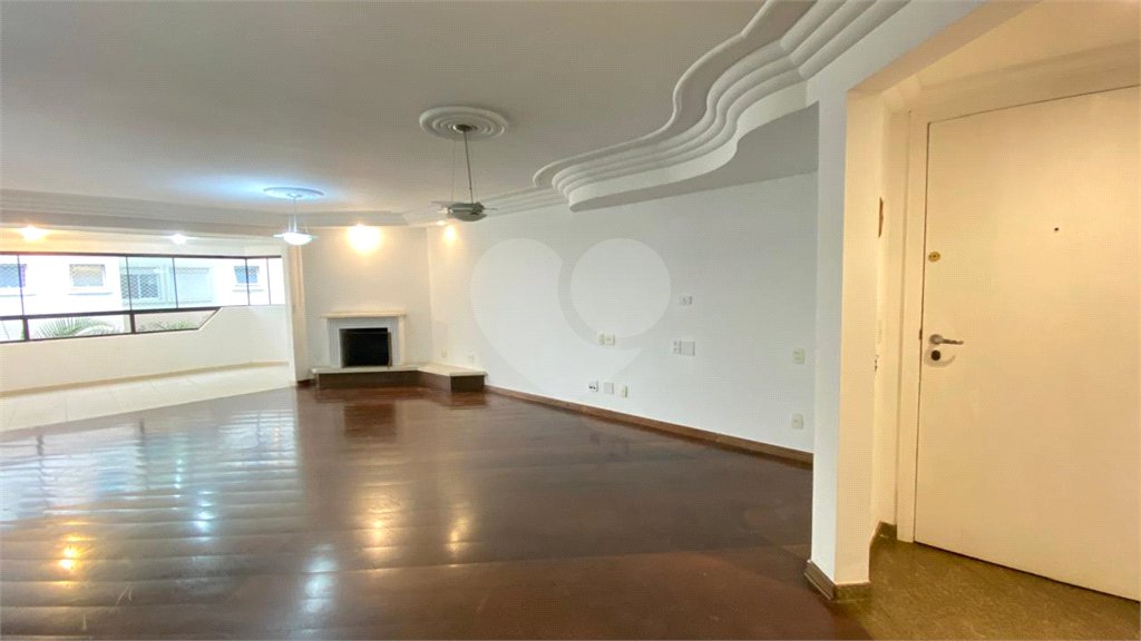 Apartamento para alugar com 3 suítes em Chácara Santo Antônio, São Paulo, SP