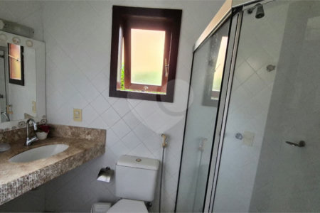 Casa à venda com 5 quartos, sendo 4 suítes,  em Geribá, Armação dos Búzios, RJ