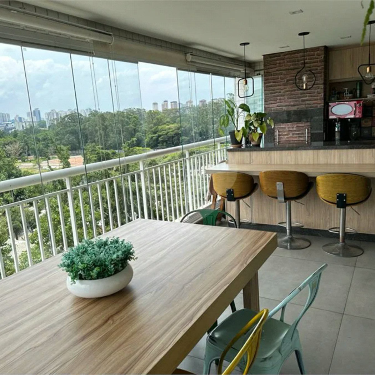Apartamento à venda com 4 quartos, sendo 3 suítes, em Jardim Marajoara, São Paulo, SP