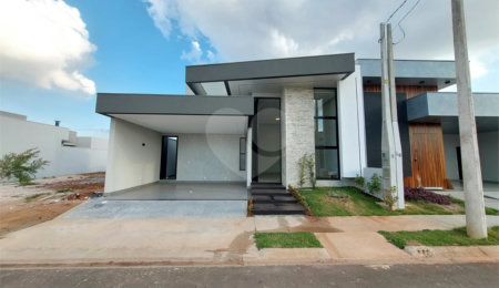 Casa à venda com 3 suítes no condomínio Residencial Villeneuve, São Carlos - SP