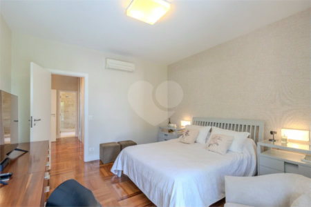 Casa à venda com 4 suítes no condomínio Laplace Spe, São Paulo - SP