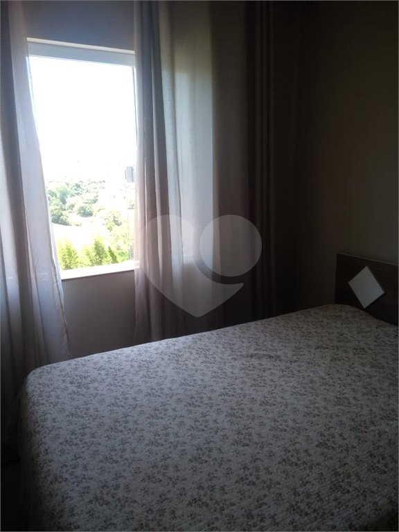 Casa à venda com 3 quartos, sendo 2 suítes,  no condomínio Vale do Sol, Bom Jesus dos Perdões - SP