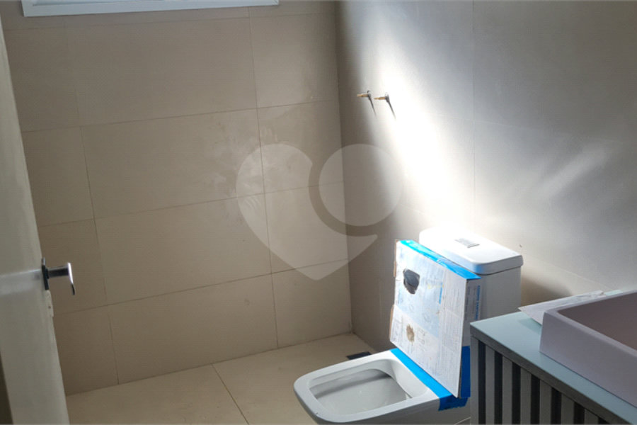Casa à venda com 3 quartos, sendo 1 suíte, no condomínio Estancia da Serra / Residencial Nova Mairipora, Mairiporã - SP