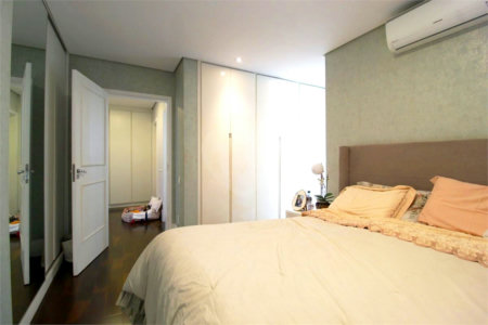 Apartamento à venda com 3 quartos, sendo 1 suíte, em Indianópolis, São Paulo, SP