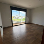 Casa à venda com 4 suítes no condomínio Portal dos Bandeirantes, Salto - SP