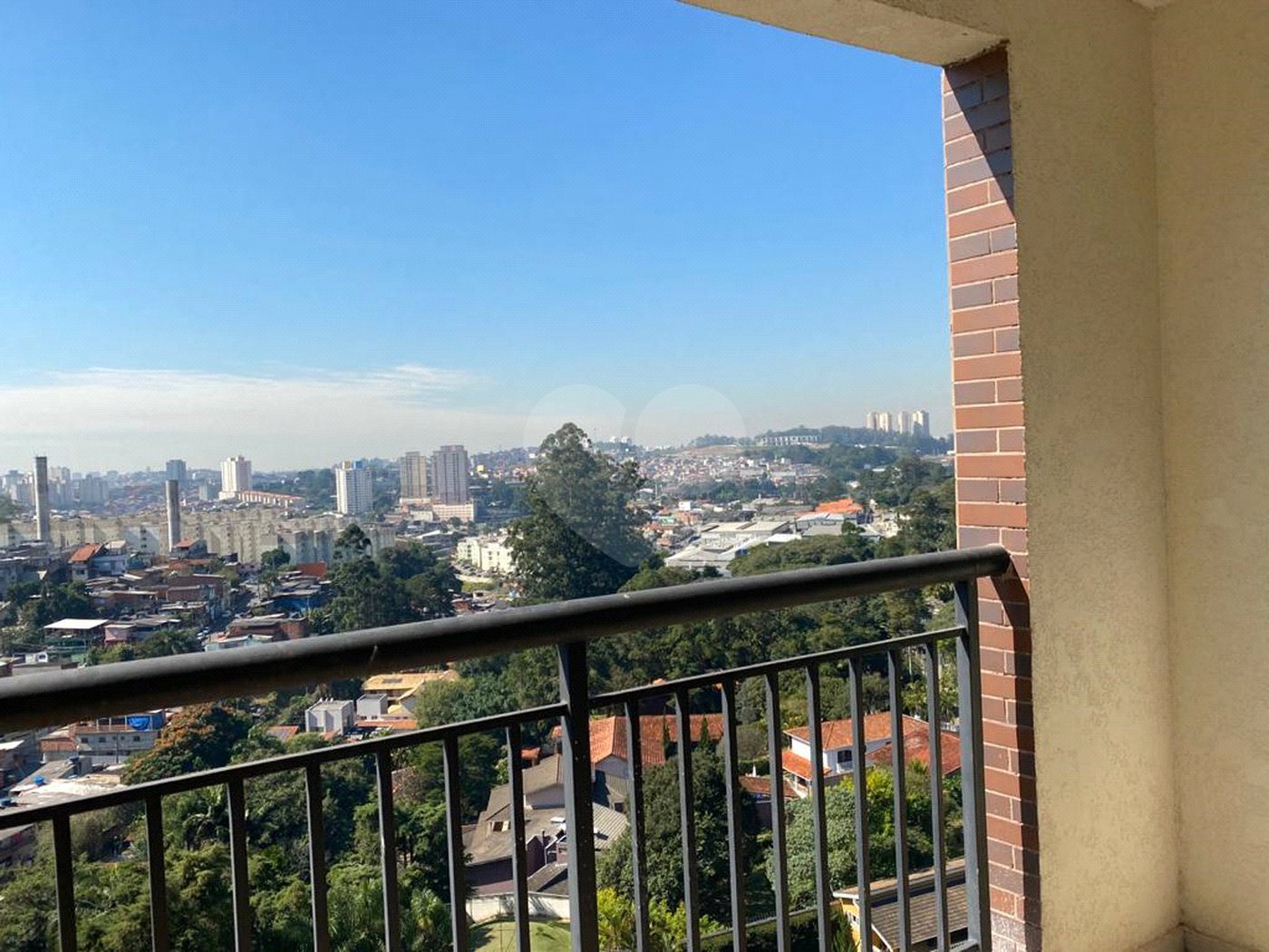 Apartamento à venda ou para alugar com 2 quartos, sendo 1 suíte, em Condomínio Granja Viana Ii, Cotia, SP
