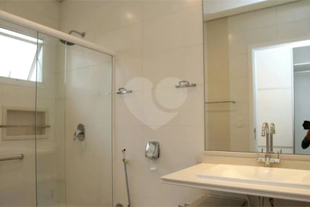 Casa à venda com 4 suítes no condomínio Residencial Morumbi, São Paulo - SP