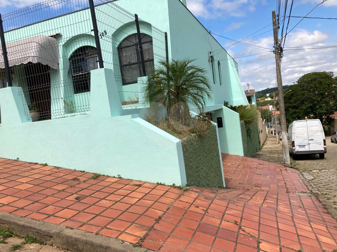 Casa à venda com 3 quartos, sendo 1 suíte,  em Vila Rosa, Itapetininga, SP