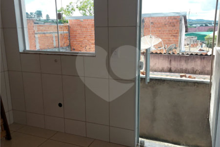 Casa à venda com 4 quartos, sendo 1 suíte, em Terra da Uva, Louveira, SP