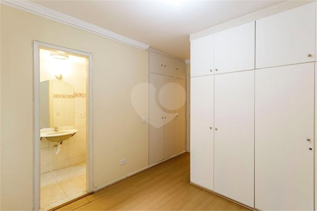 Apartamento à venda com 2 quartos, sendo 1 suíte, em Vila Uberabinha, São Paulo, SP