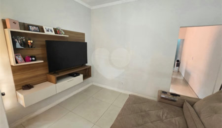 Casa à venda com 2 quartos em Vila Carvalho, Itapetininga, SP