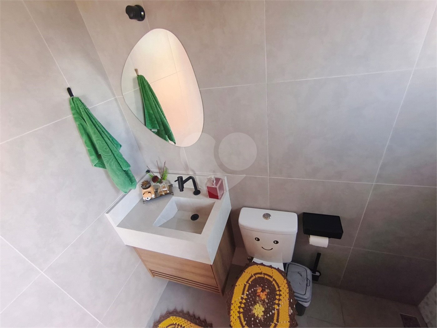 Sobrado à venda com 2 quartos, sendo 1 suíte, em Parque Novo Oratório, Santo André, SP