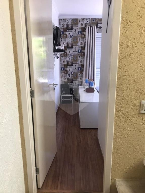 Casa à venda com 2 quartos, sendo 1 suíte, no condomínio Res Santa Inês, São Paulo - SP