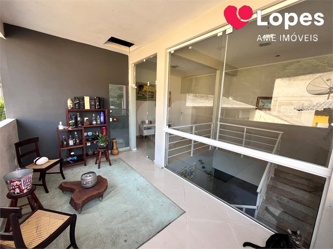 Casa à venda com 4 quartos, sendo 3 suítes, no condomínio Fazenda Cantagalo, Rio de Janeiro - RJ