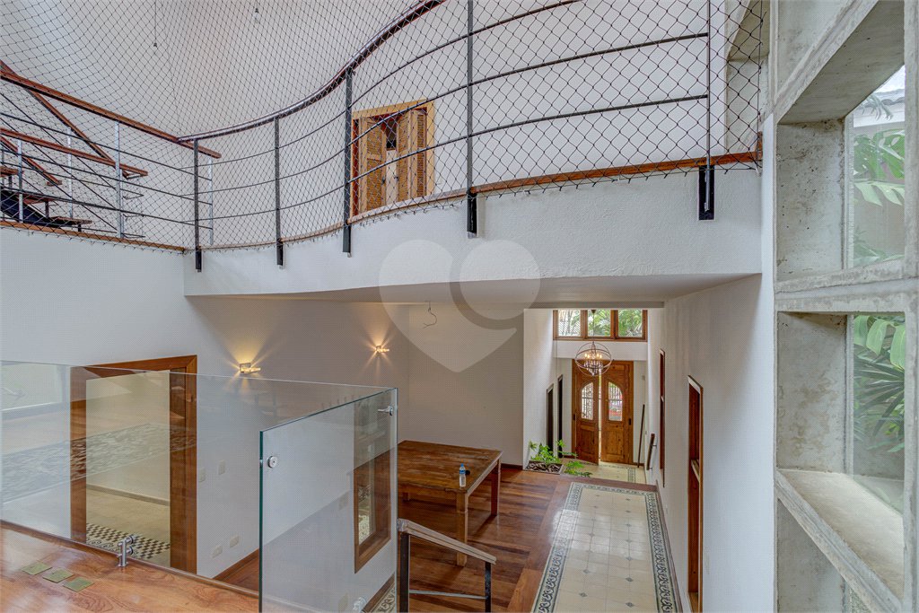 Casa de Vila à venda ou para alugar com 3 suítes em Jardim dos Estados, São Paulo, SP