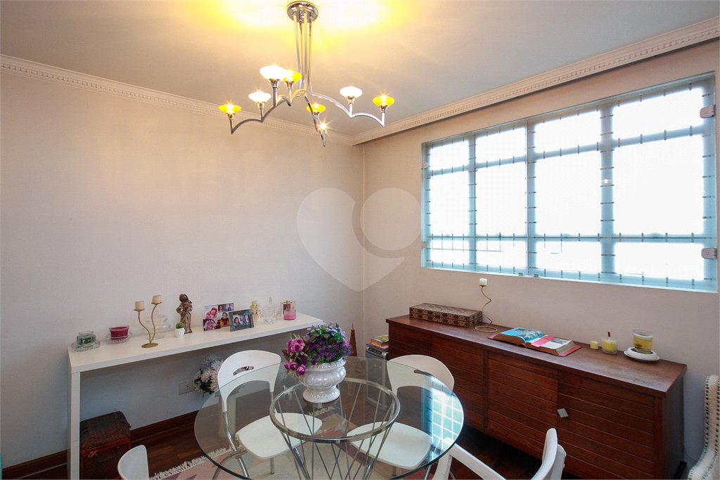 Apartamento à venda com 4 quartos, sendo 1 suíte, em Chácara Santo Antônio (zona Sul), São Paulo, SP