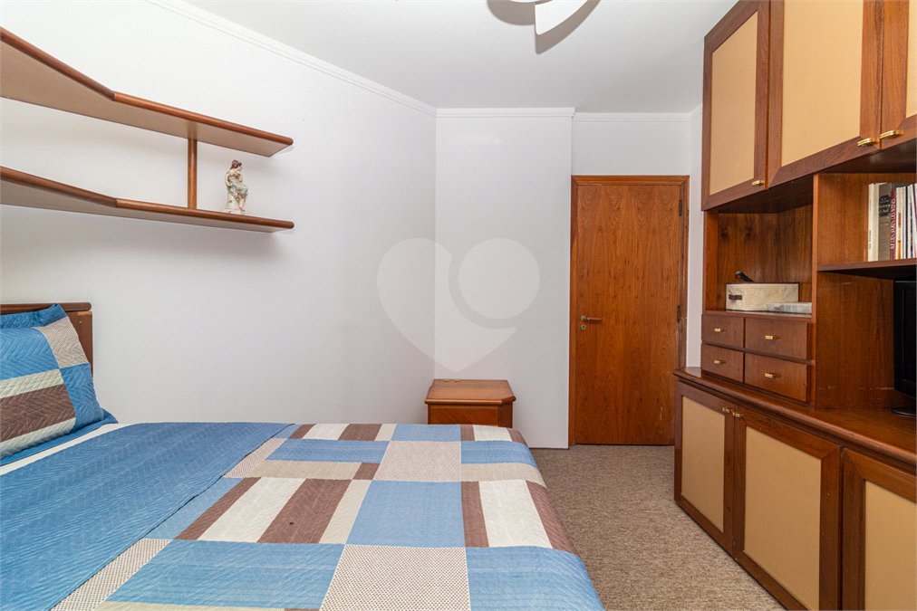 Apartamento à venda com 4 quartos, sendo 2 suítes, em Campo Belo, São Paulo, SP