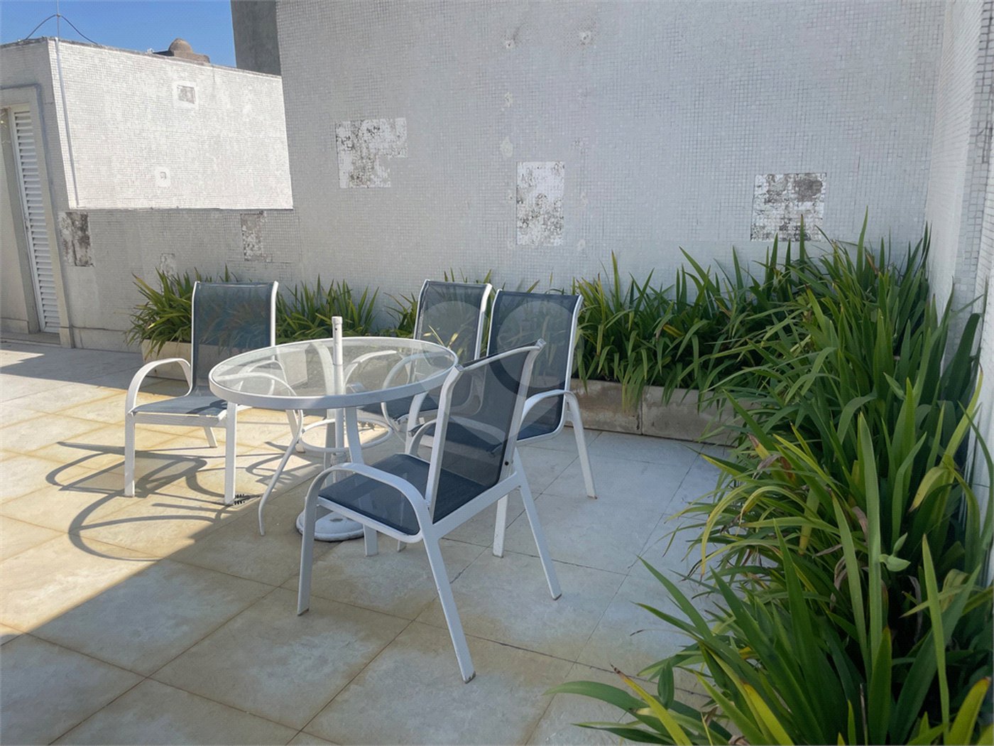 Apartamento à venda ou para alugar com 3 quartos, sendo 1 suíte, em Itaim Bibi, São Paulo, SP
