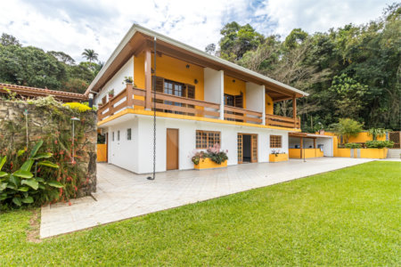 Chácara à venda com 4 quartos, sendo 2 suítes, em Portão, Atibaia, SP