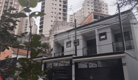 Sobrado à venda com 3 quartos, sendo 1 suíte,  em Santana, São Paulo, SP