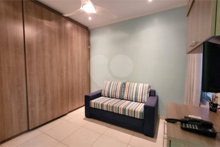 Sobrado à venda com 3 quartos, sendo 1 suíte, em Vila Romana, São Paulo, SP