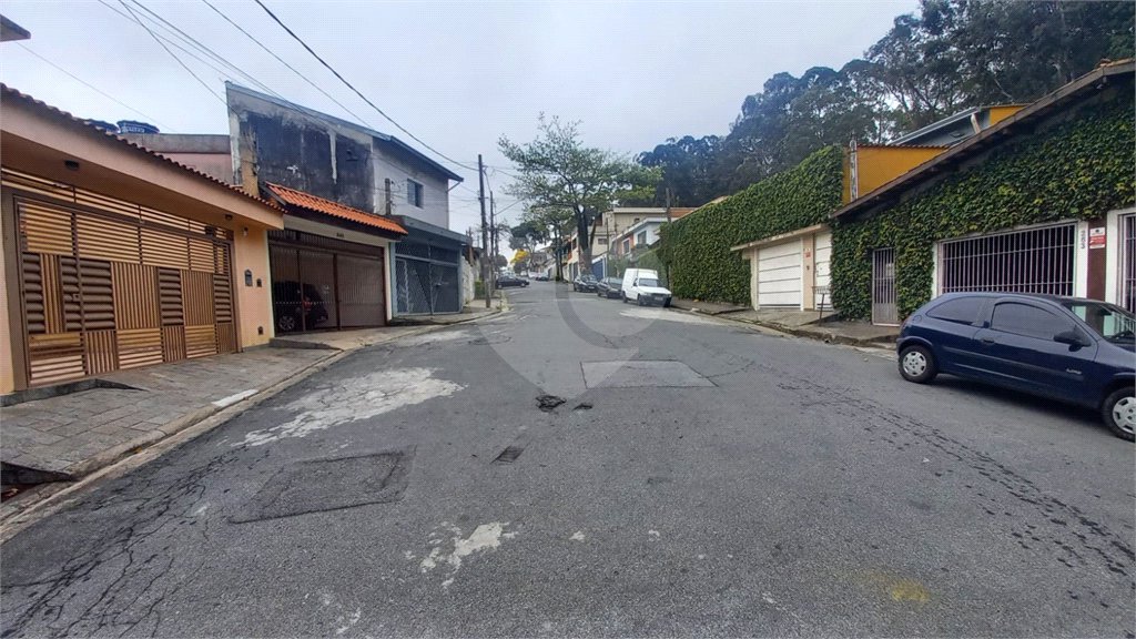 Sobrado à venda com 3 quartos, sendo 2 suítes, em Vila Adalgisa, São Paulo, SP