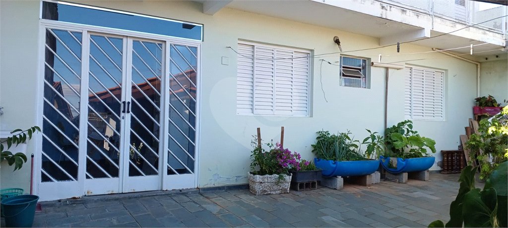 Casa à venda com 3 quartos, sendo 1 suíte, em Jardim Alvinópolis, Atibaia, SP