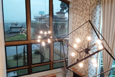 Casa para alugar com 5 quartos, sendo 1 suíte, no condomínio Figueira Garden, Atibaia - SP