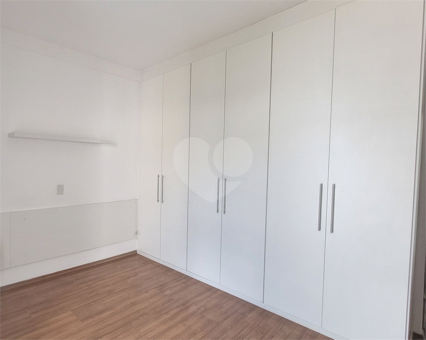 Casa à venda com 4 suítes no condomínio Mont Blanc, Sorocaba - SP