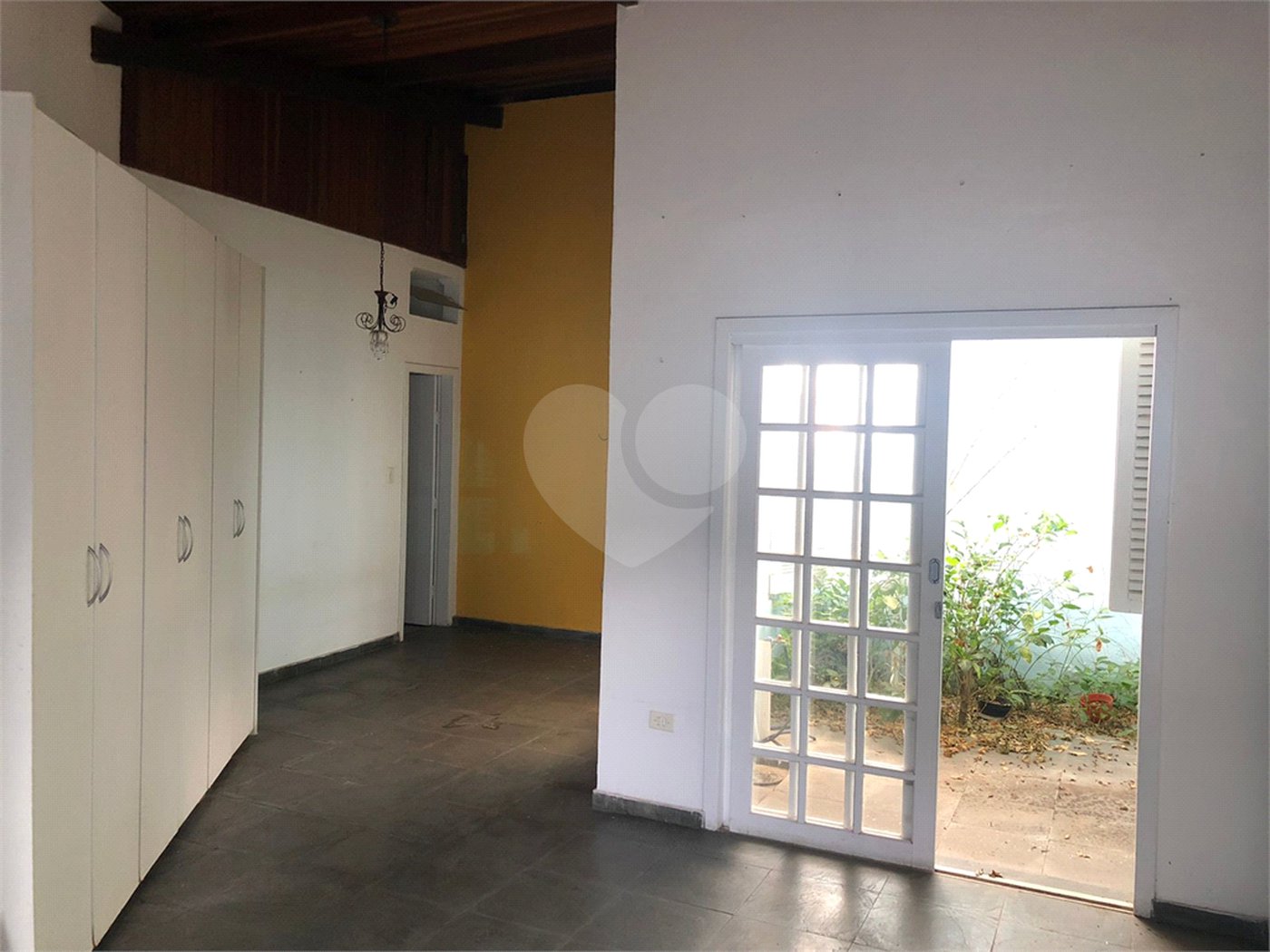 Casa Térrea à venda com 4 quartos, sendo 2 suítes, em Jardim das Bandeiras, São Paulo, SP