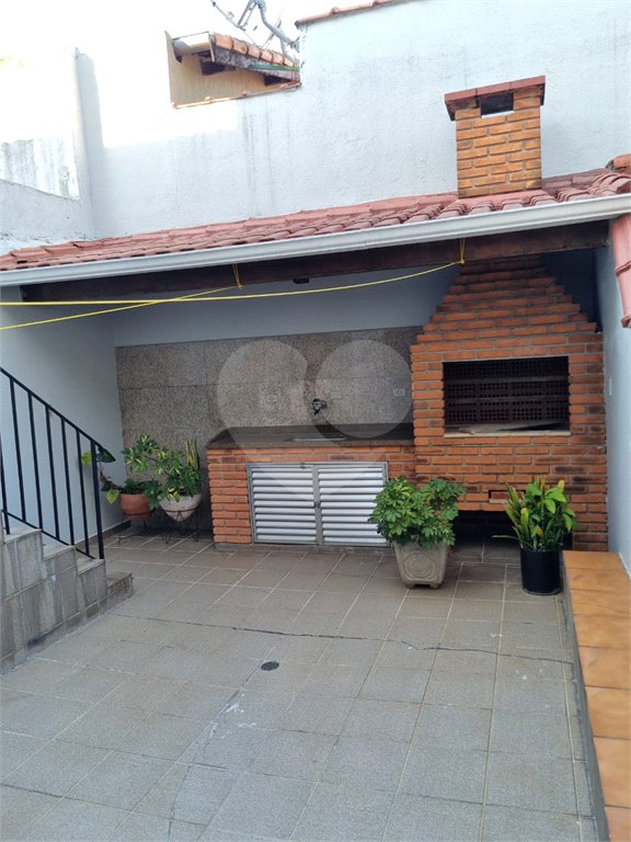 Sobrado à venda com 3 quartos em Bortolândia, São Paulo, SP