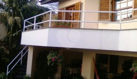 Sobrado à venda com 4 quartos, sendo 2 suítes,  em Jardim Virginia Bianca, São Paulo, SP