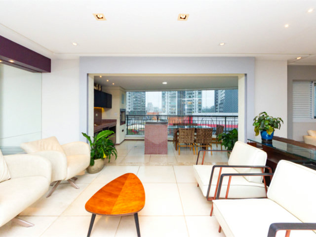Apartamento à venda com 2 quartos, sendo 1 suíte,  em Chácara Santo Antônio (zona Sul), São Paulo, SP