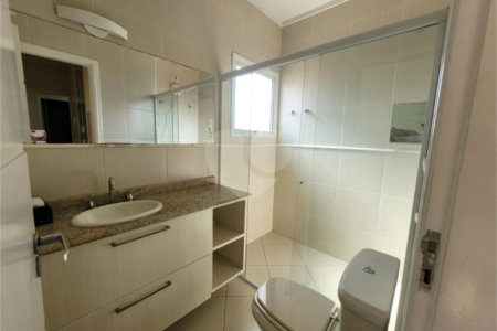 Casa à venda com 3 quartos, sendo 1 suíte,  no condomínio Maximus I, São Paulo - SP