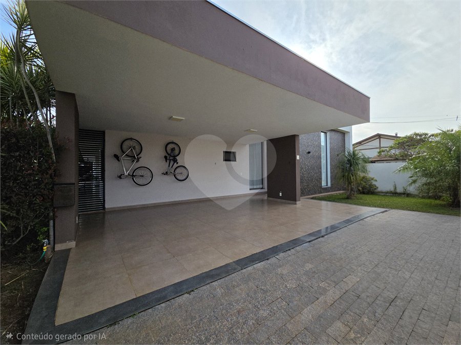 Casa à venda com 3 suítes no condomínio Village Ipanema I, Araçoiaba da Serra - SP