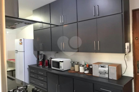 Apartamento à venda com 3 quartos, sendo 1 suíte,  em Vila Polopoli, São Paulo, SP