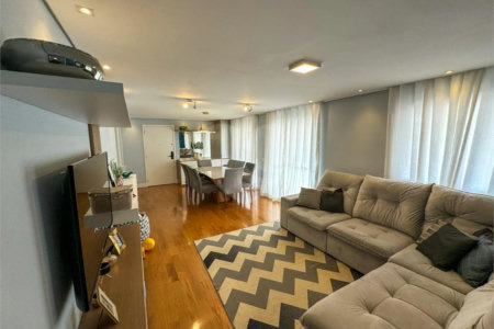 Apartamento à venda com 3 suítes em Vila Dom Pedro I, São Paulo, SP