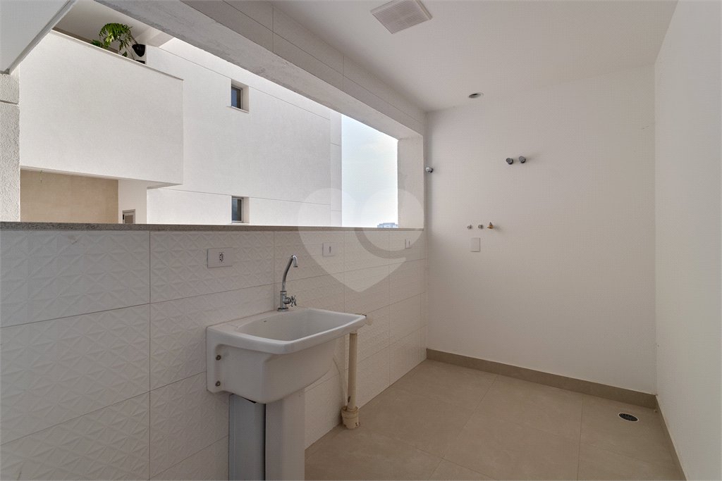 Apartamento à venda com 3 quartos, sendo 1 suíte, em Jardim Marajoara, São Paulo, SP