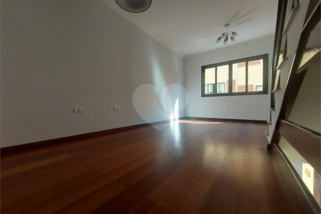 Casa à venda com 2 quartos no condomínio Residencial Aquidauana, São Paulo - SP