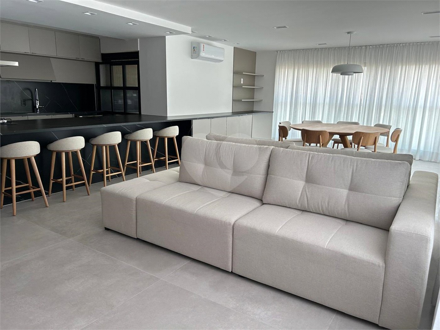 Apartamento à venda com 3 suítes em Santo Amaro, São Paulo, SP