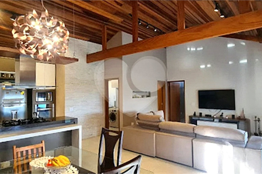 Casa à venda ou para alugar com 3 suítes no condomínio Jardim da Montanha I, Mairiporã - SP