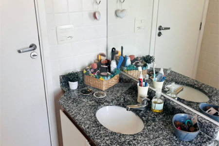 Apartamento à venda com 2 quartos, sendo 1 suíte, em Vila Firmiano Pinto, São Paulo, SP