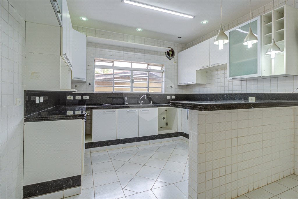 Casa Térrea à venda ou para alugar com 5 quartos, sendo 1 suíte, em Jardim Marajoara, São Paulo, SP