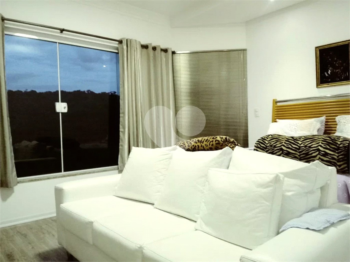 Casa à venda com 5 suítes no condomínio Suíça da Cantareira, Mairiporã - SP