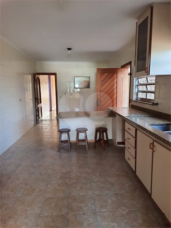 Sobrado à venda com 4 quartos, sendo 1 suíte, em Vila Pereira Barreto, São Paulo, SP