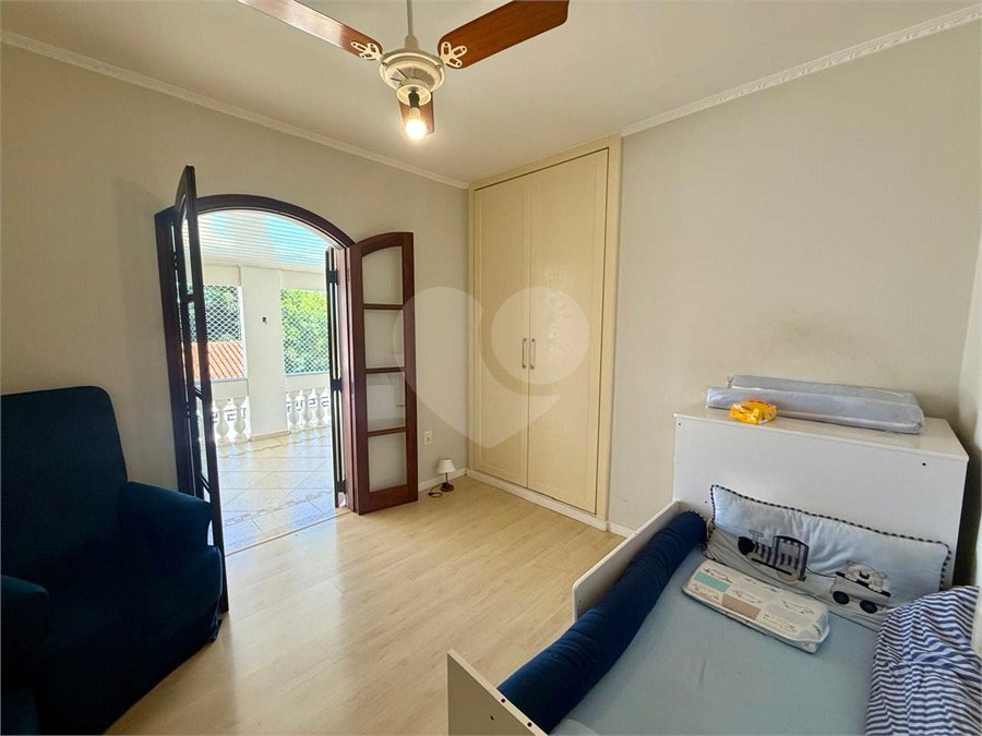 Casa à venda com 4 quartos, sendo 2 suítes,  no condomínio Morada da Lua, Vinhedo - SP