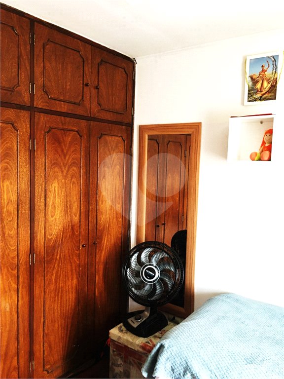 Sobrado à venda com 4 quartos, sendo 1 suíte,  em Vila Gomes, São Paulo, SP
