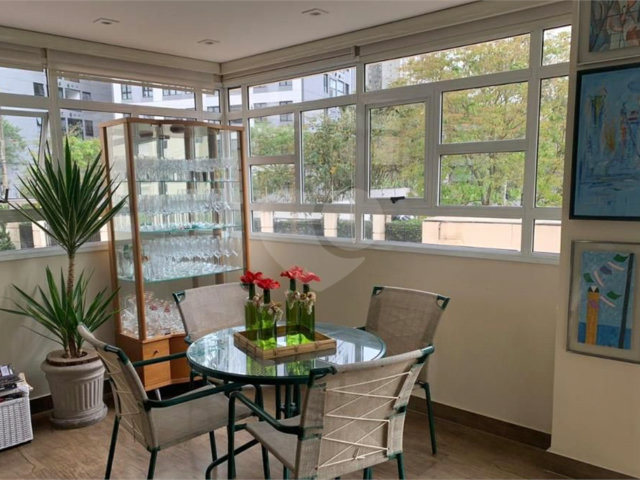 Apartamento à venda com 4 suítes em Morumbi, São Paulo, SP