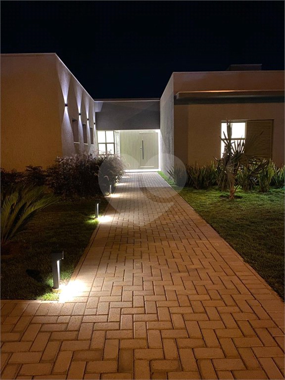 Casa à venda com 4 suítes no condomínio Primavera, Salto - SP