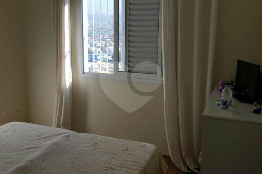 Sobrado à venda com 4 quartos, sendo 3 suítes, em Jardim Virginia Bianca, São Paulo, SP
